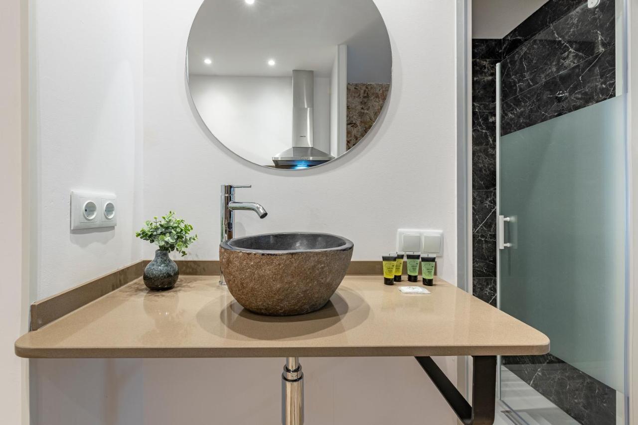 Stone Wall Apartment En Barri Port Maritim Tarragona Zewnętrze zdjęcie